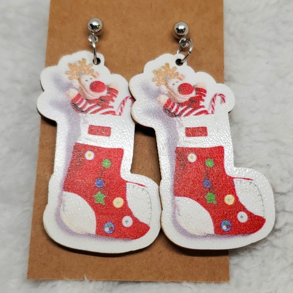 7/$10 Wooden Christmas Stocking Earrings, New